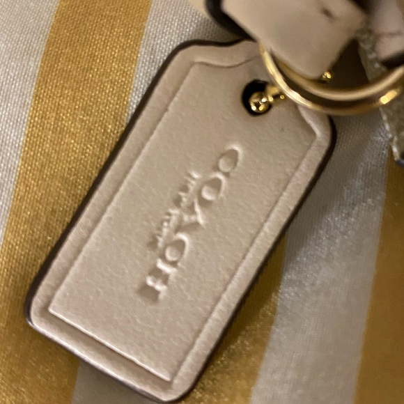 Coach double wristlet - used once - Picture 6 of 6